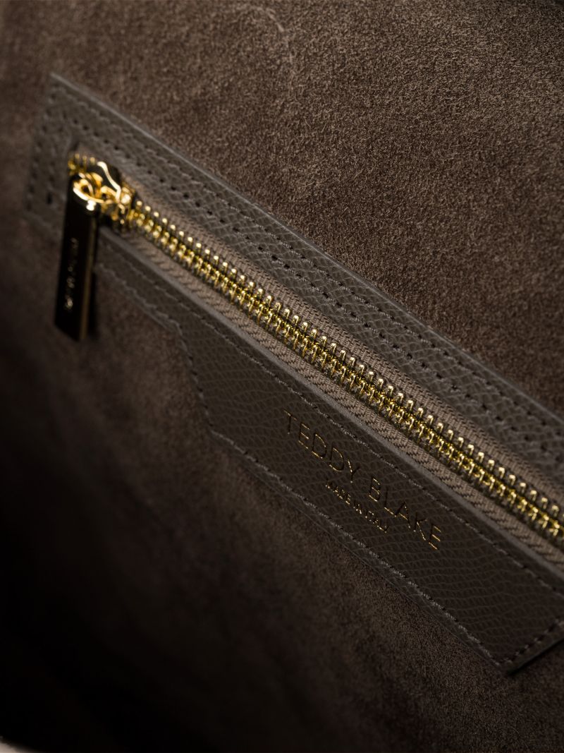 Gigi Stampatto 15"