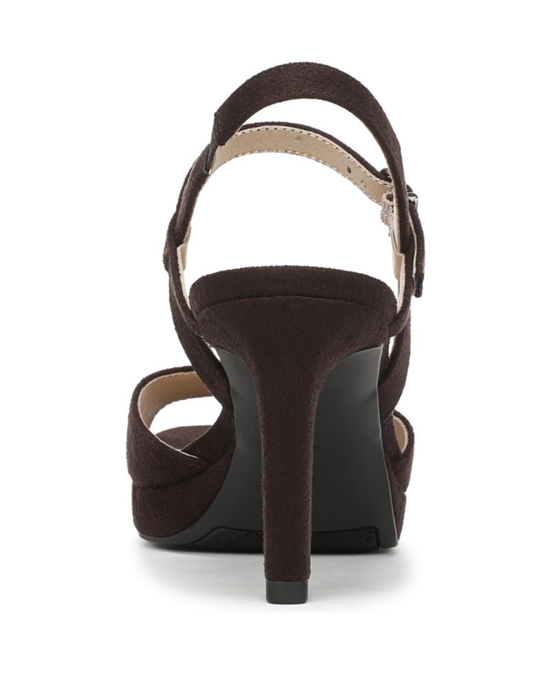 Women's Gwendolyn Strappy Sandals