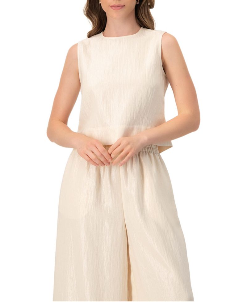 Women's Sleeveless Round Neck Top