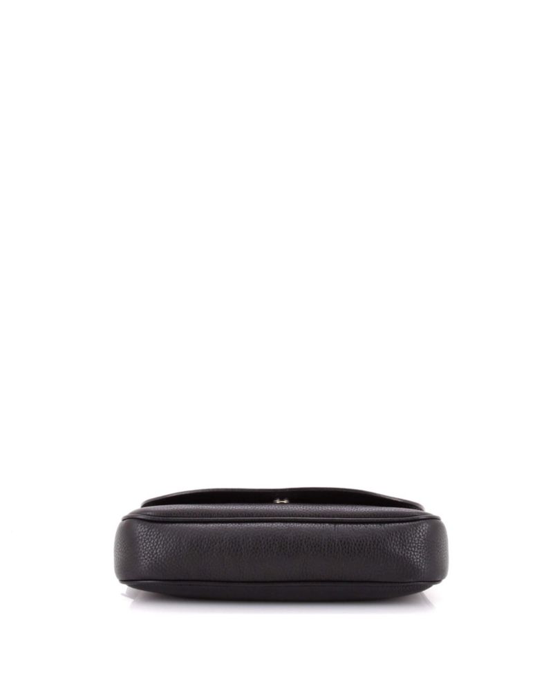 Medium Soho Chain Crossbody Bag Leather