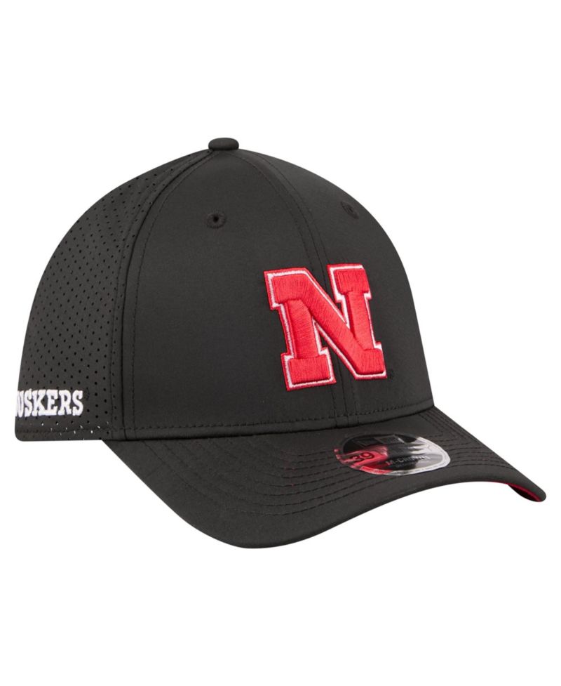 Men's Black Nebraska Huskers 39THIRTY M-Crown Flex Fit Hat