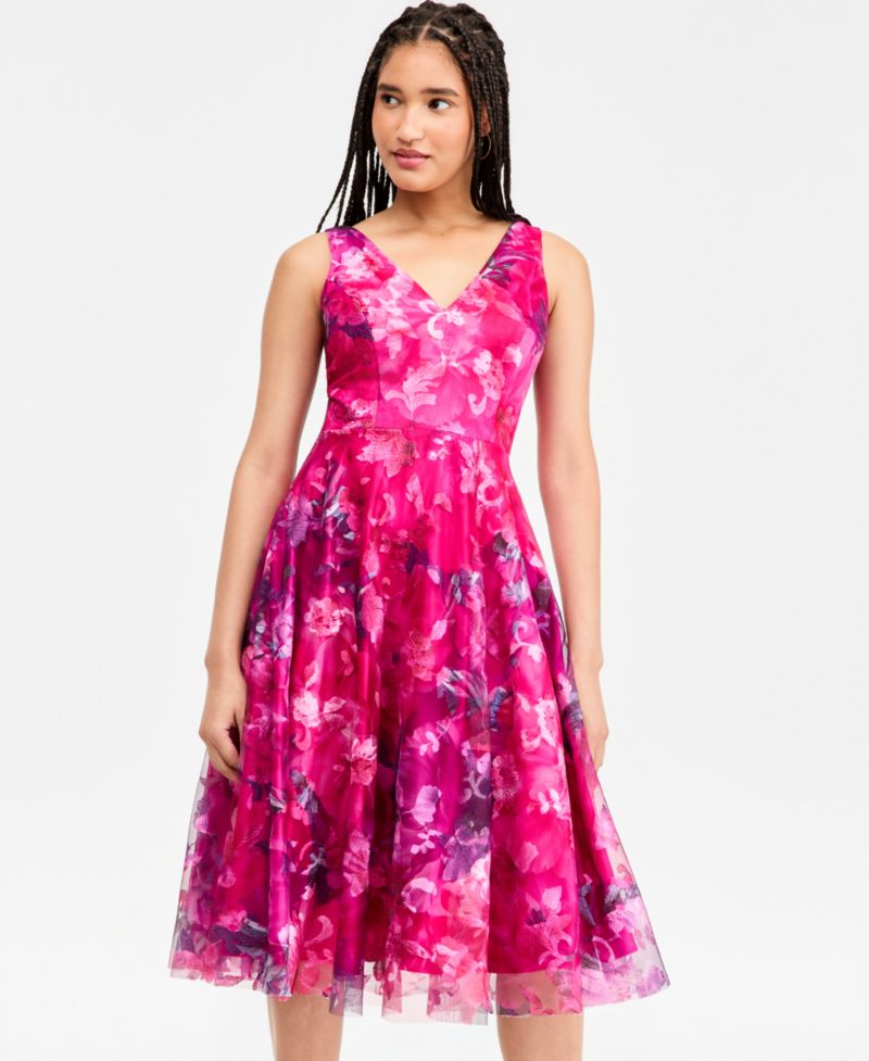 Women's Sleeveless V-Neck Dress