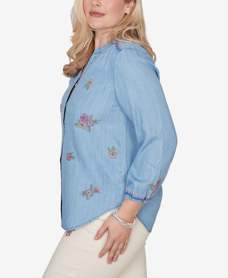 Women's Beachcomber Floral Embroidered Button-Front Top