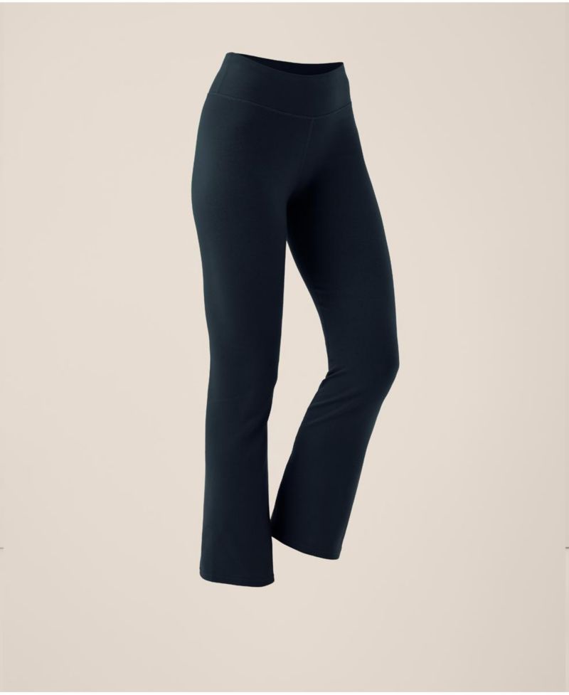 On the Go-To Bootcut Legging