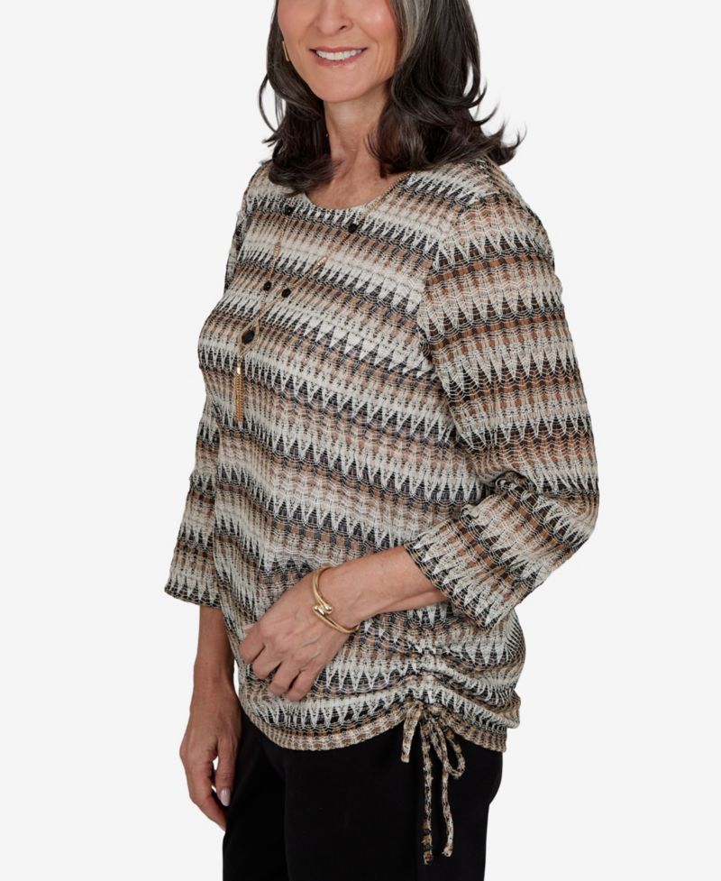 Women's Travel Advisory Biadere Textured Top With Necklace