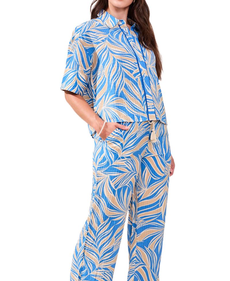 Women's Printed Loop-Stitch Button Camp Shirt