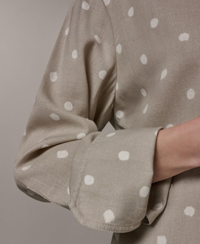 Women's Long-Sleeve Button-Front Shirt