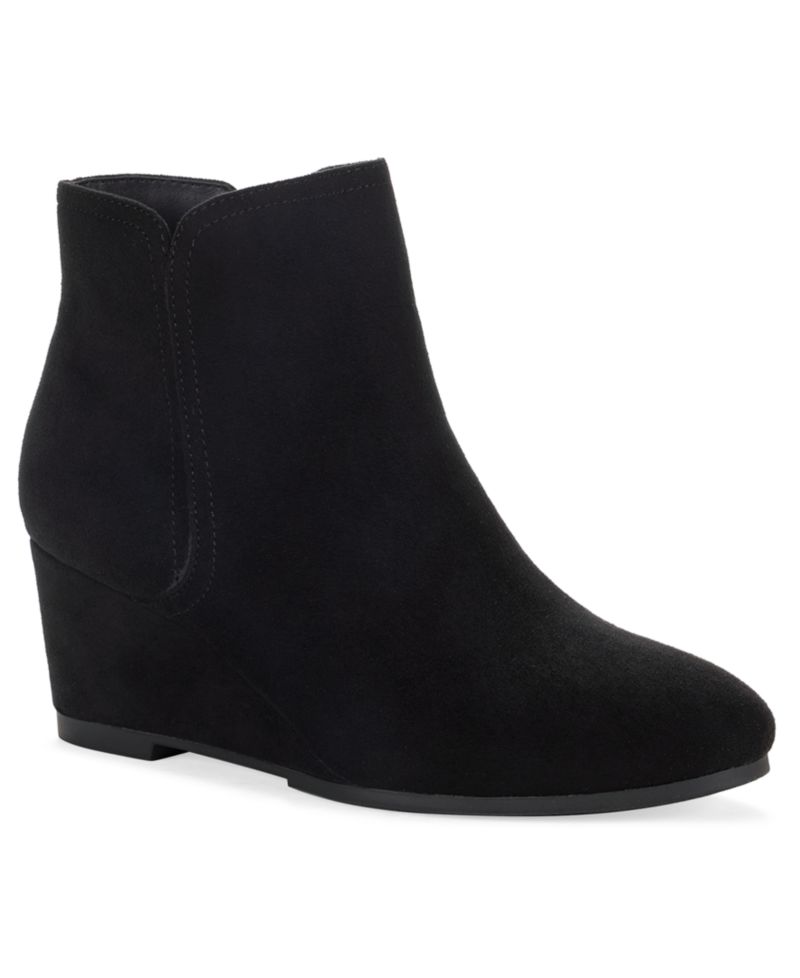 Women's Portiaa Round Toe Wedge Dress Booties