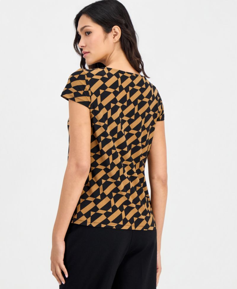 Plus Size Printed V-Neck Short-Sleeve Top
