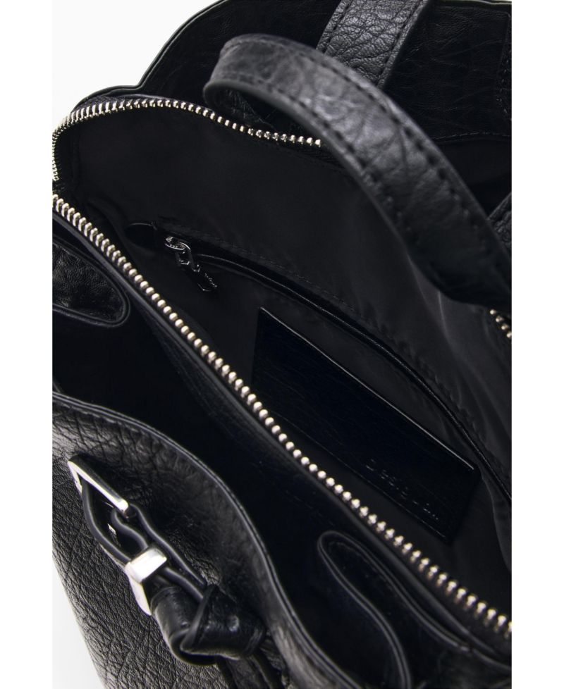 Women's Medium backpack