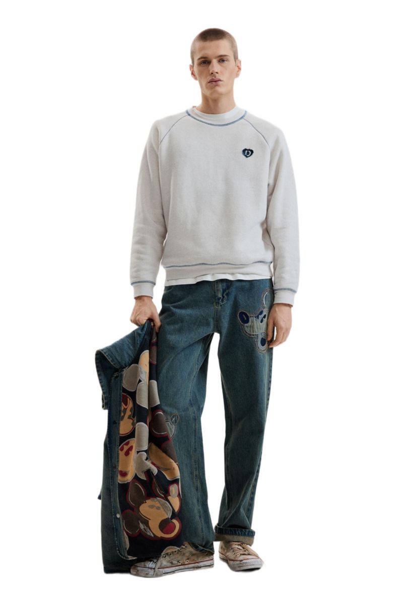 Men's Basic Cotton Sweatshirt.