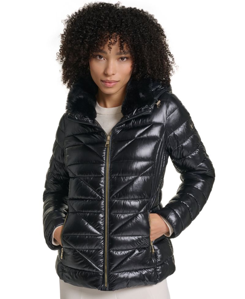 Women's Short Hooded Faux Fur Collar Puffer Jacket