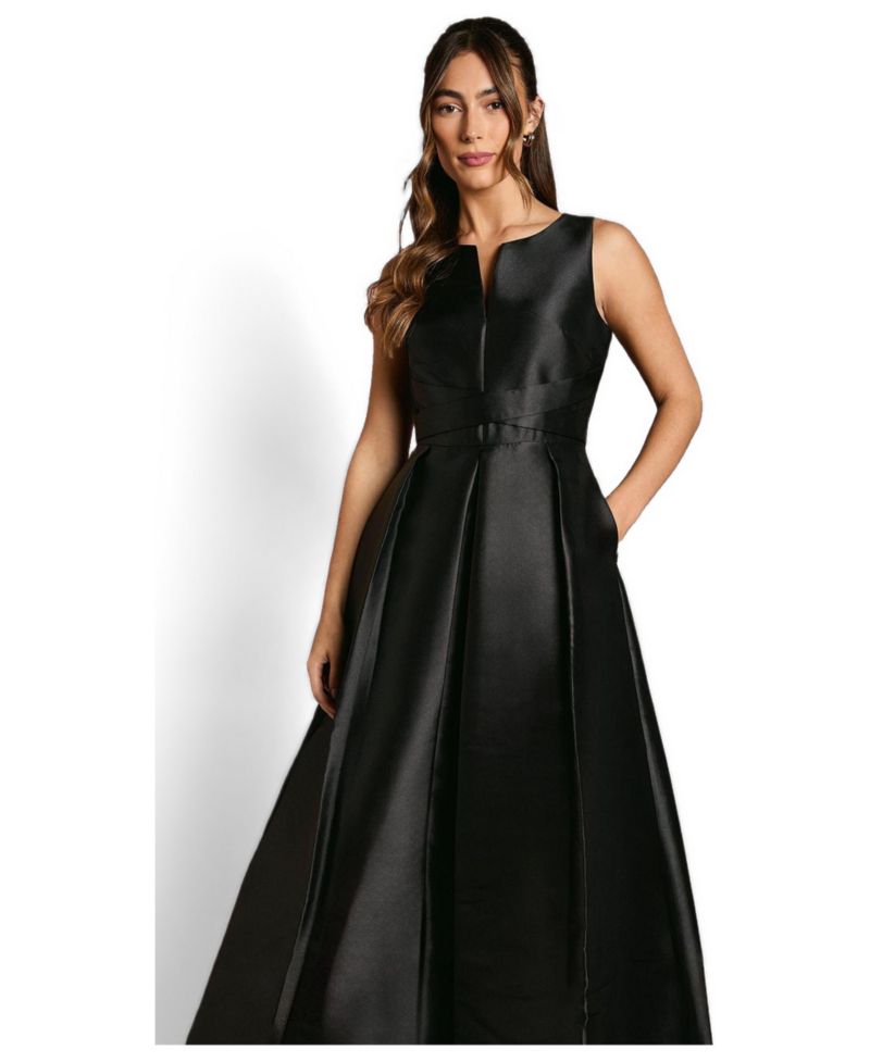Women's Fit And Flare Sleeveless Dress