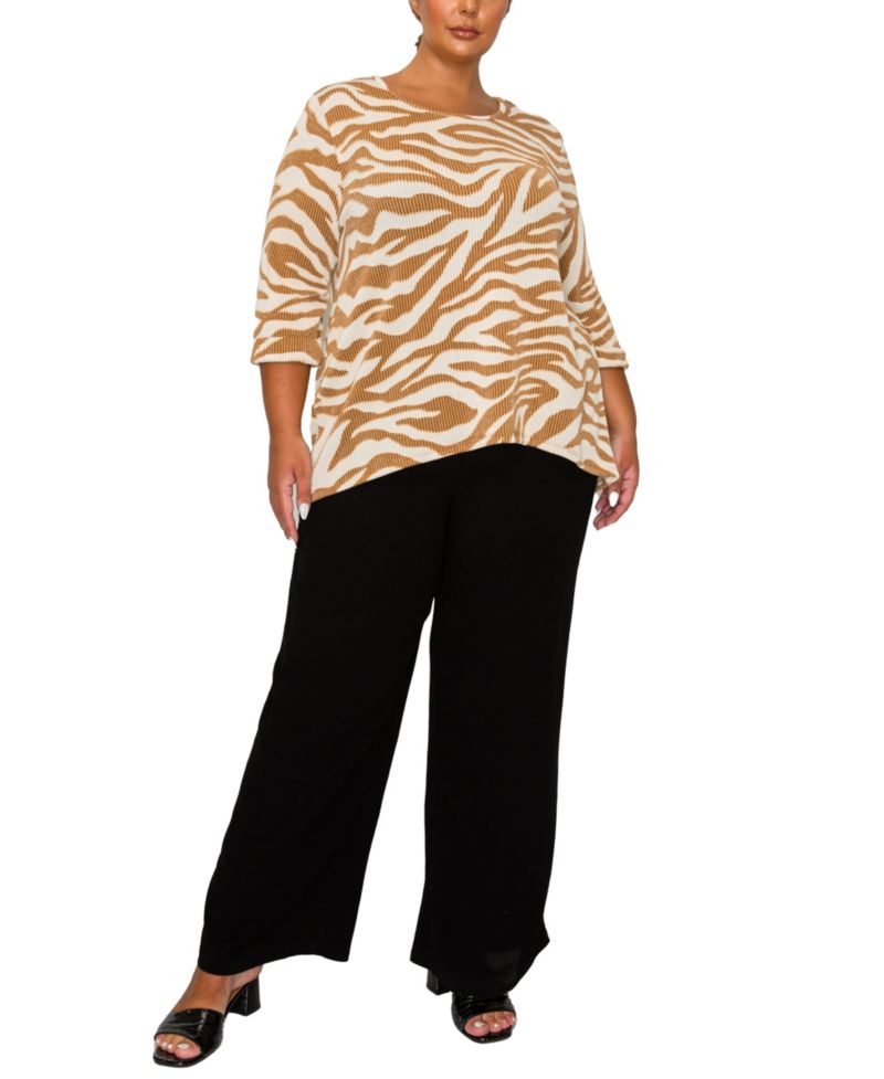 Plus Size Textured Zebra Button Back Top