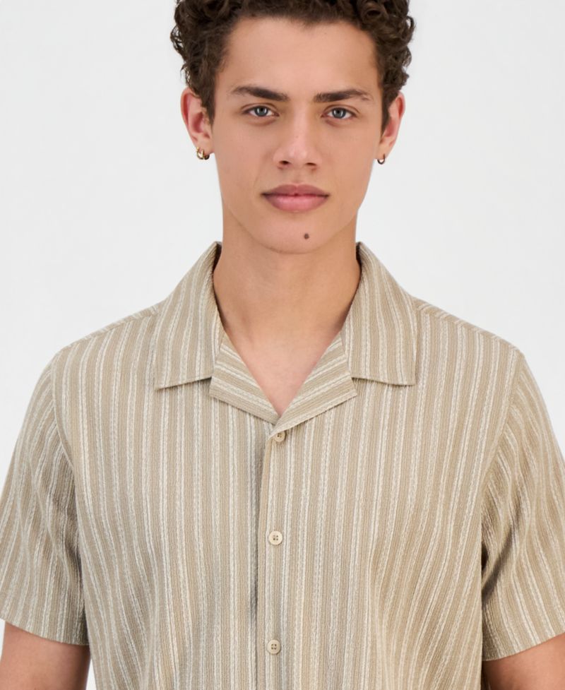 Men's Resort Blend Textured Woven Short-Sleeve Shirt