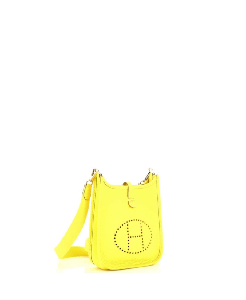 Pre-Owned Hermes TPM Evelyne Bag Gen III Clemence