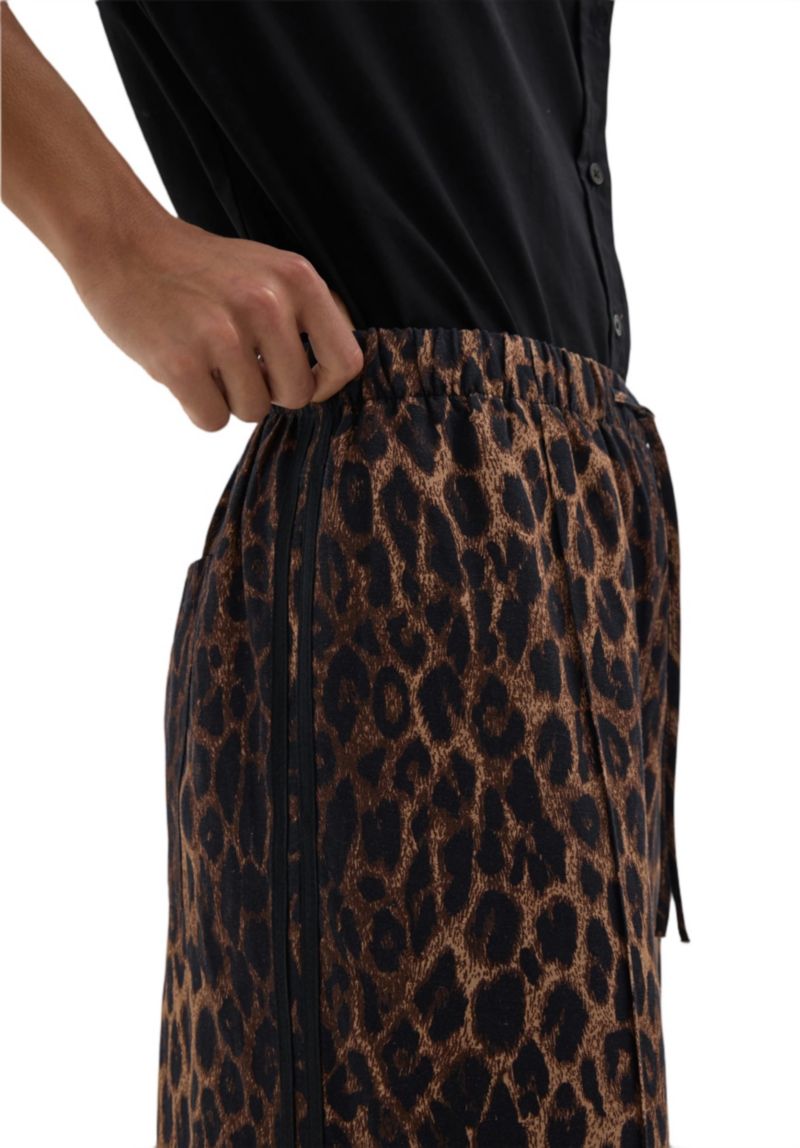 Women's Petunia Linen Blend Leopard Trouser