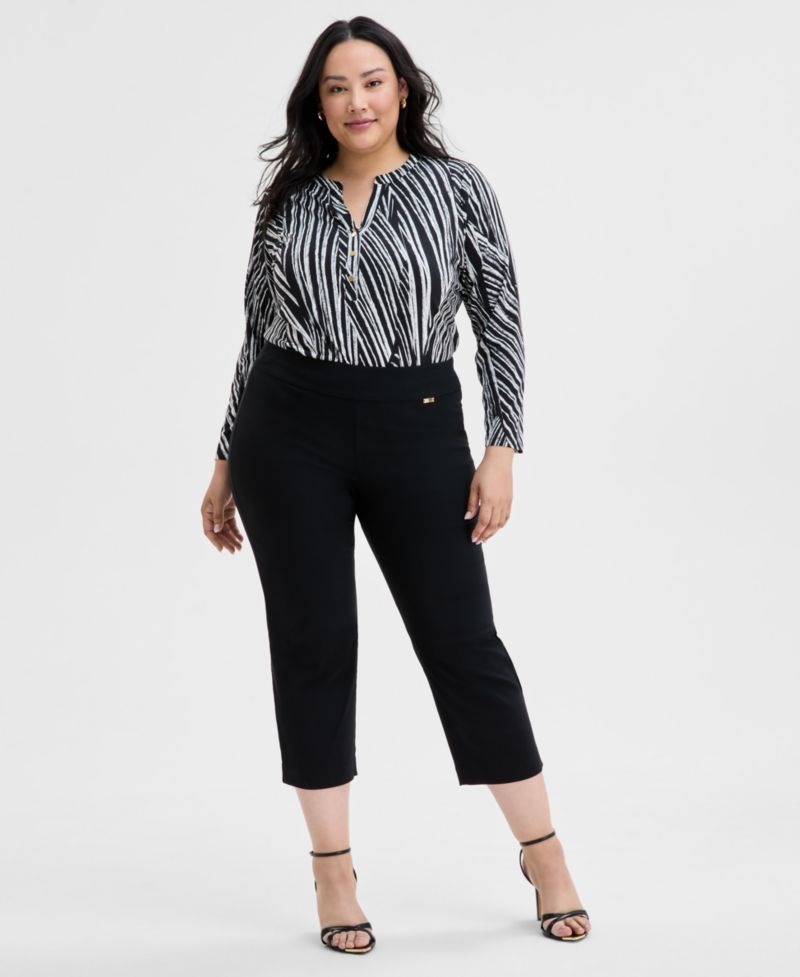 Plus Size Mid-Rise Pull-On Capri Pants
