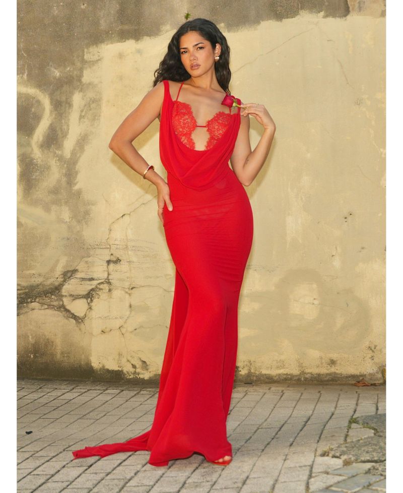 Women's Ulanda Red Chiffon Lace Backless Maxi Train Dress