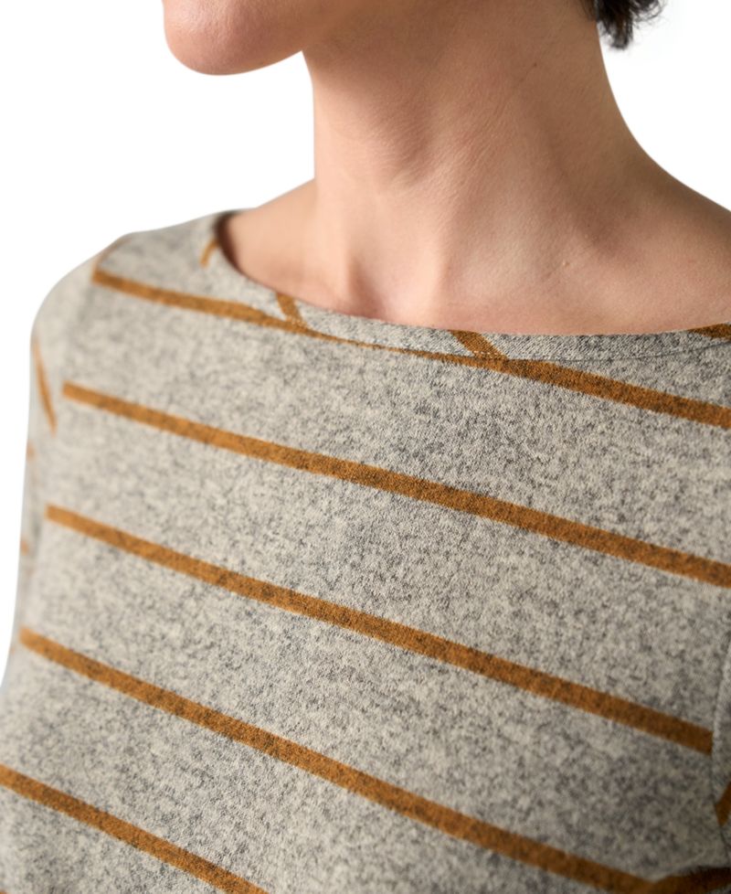 Women's Long-Sleeve Boat Neck Twist Knit Top