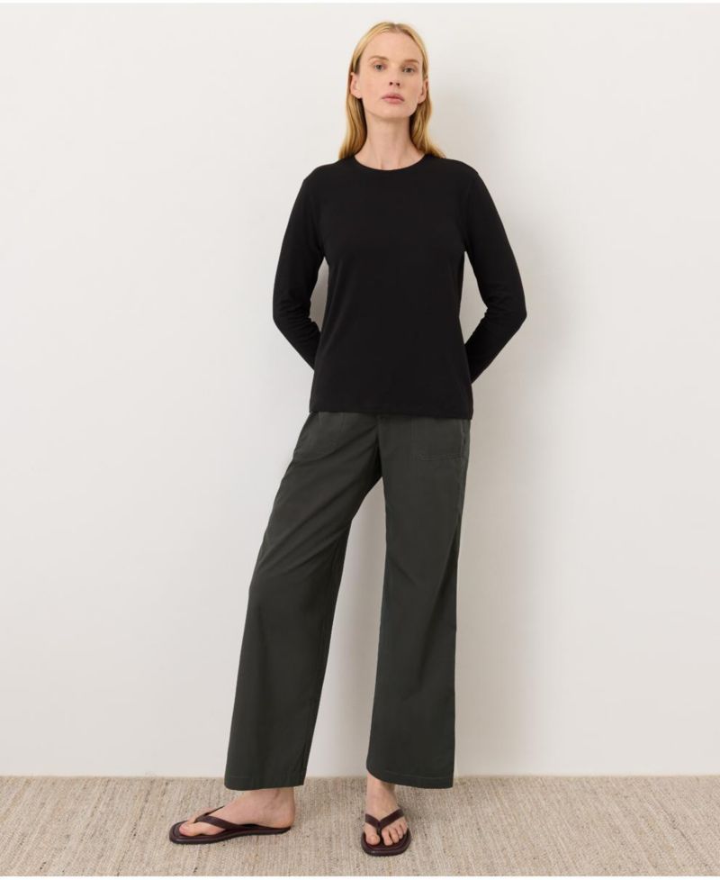 Women's Luxe Essential Crewneck Long Sleeve Tee Made with Organic Cotton