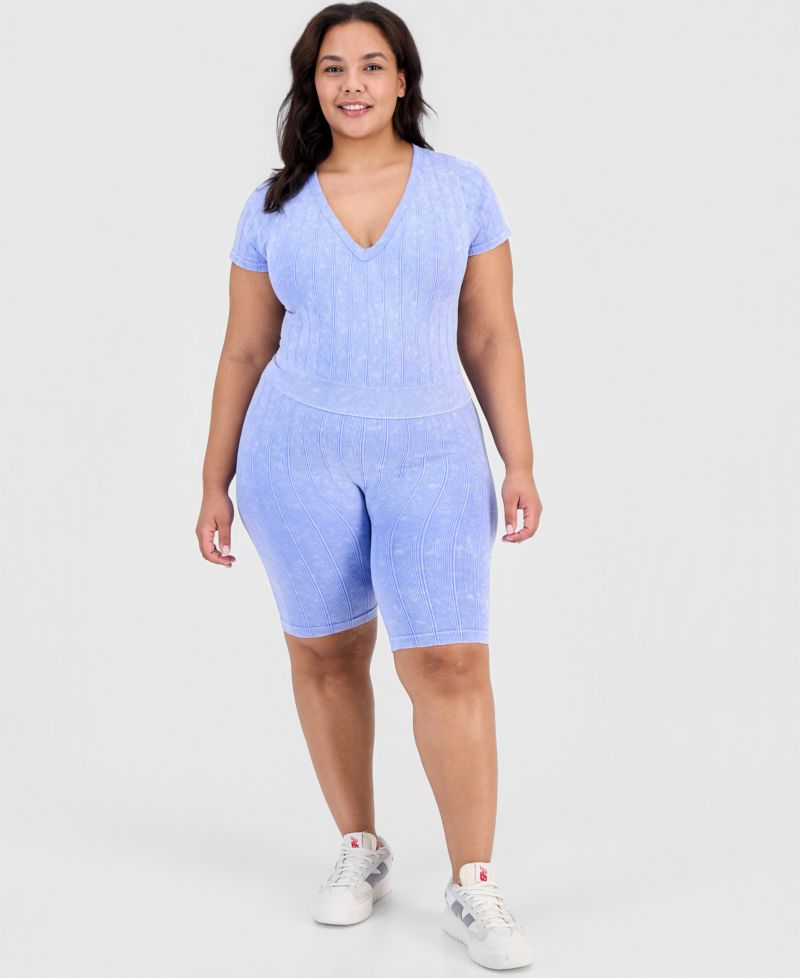 Trendy Plus Seamless Ribbed Pull-On Shorts
