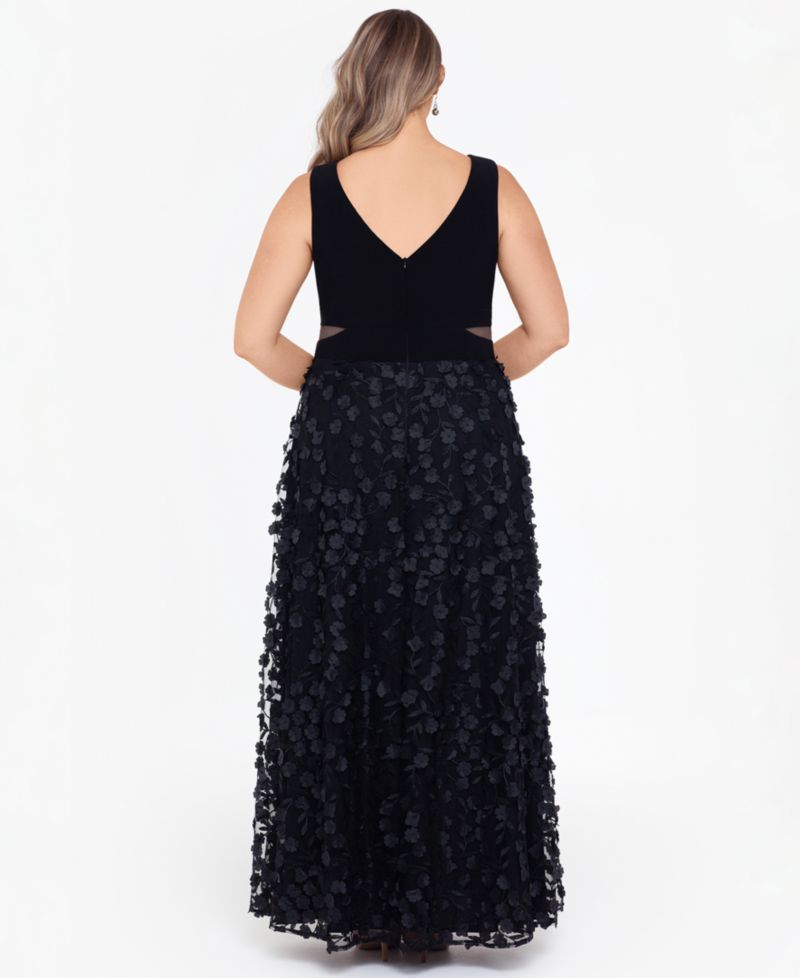Plus Size V-Neck Sleeveless Ball Gown