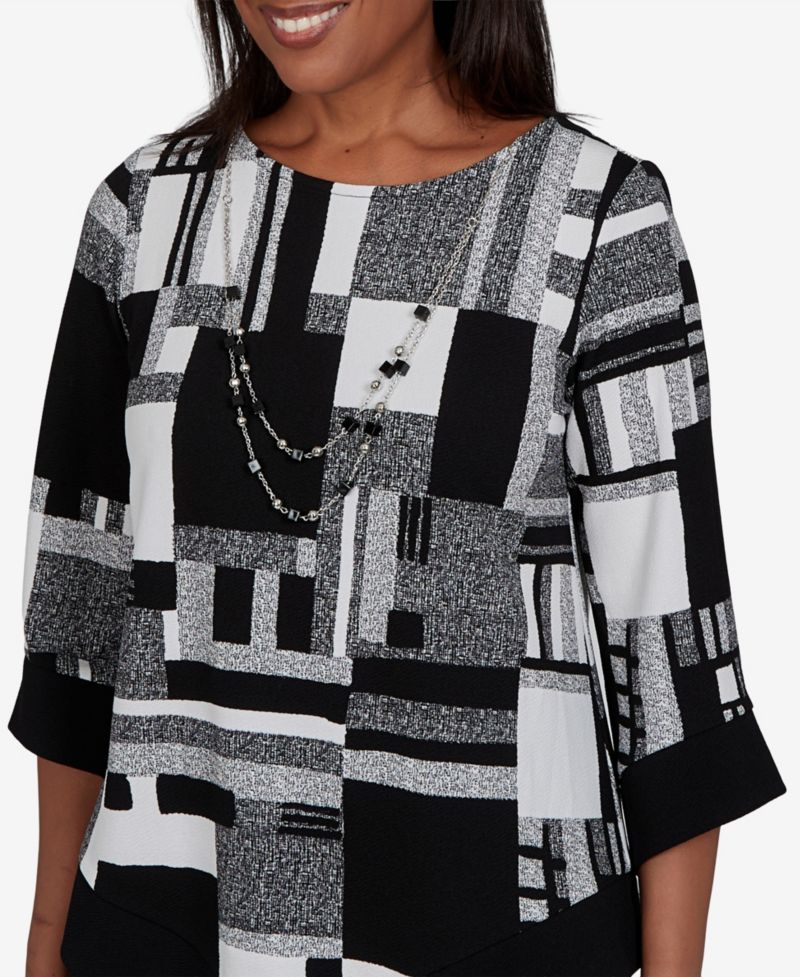 Women's Asymmetric-Hemline 3/4-Sleeve Tunic Top