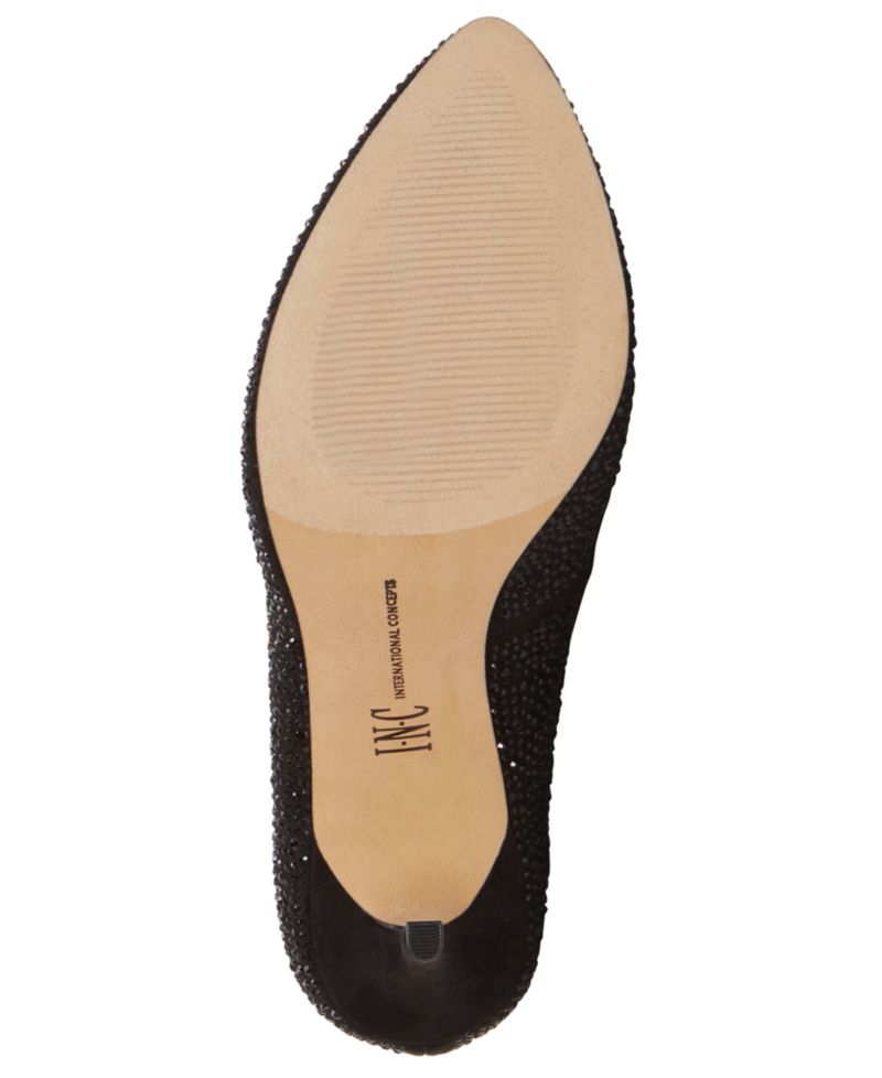 Zitah Pointed Toe Pumps