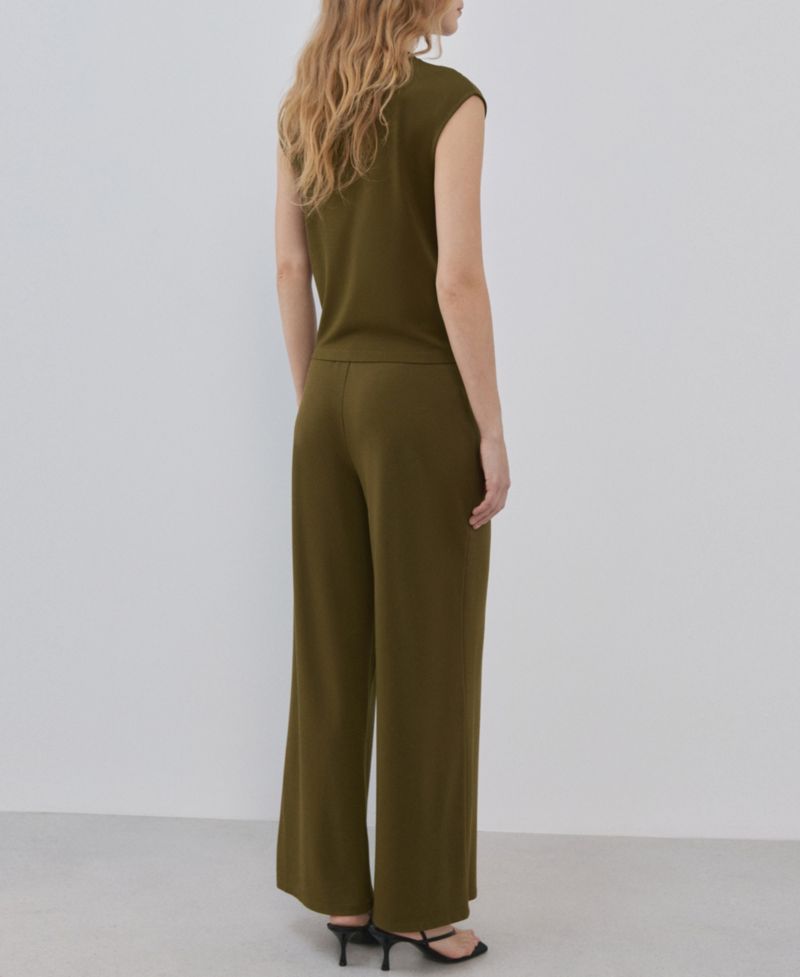 Women's Elastic Waist Straight-Fit Pants