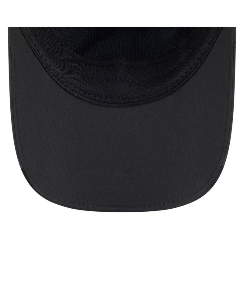 Men's Black Atlanta Falcons 2025 Sideline Runner Adjustable Hat