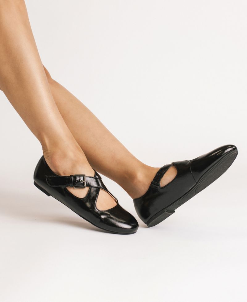 Women's Ivanna Crisscross Mary Jane Flats