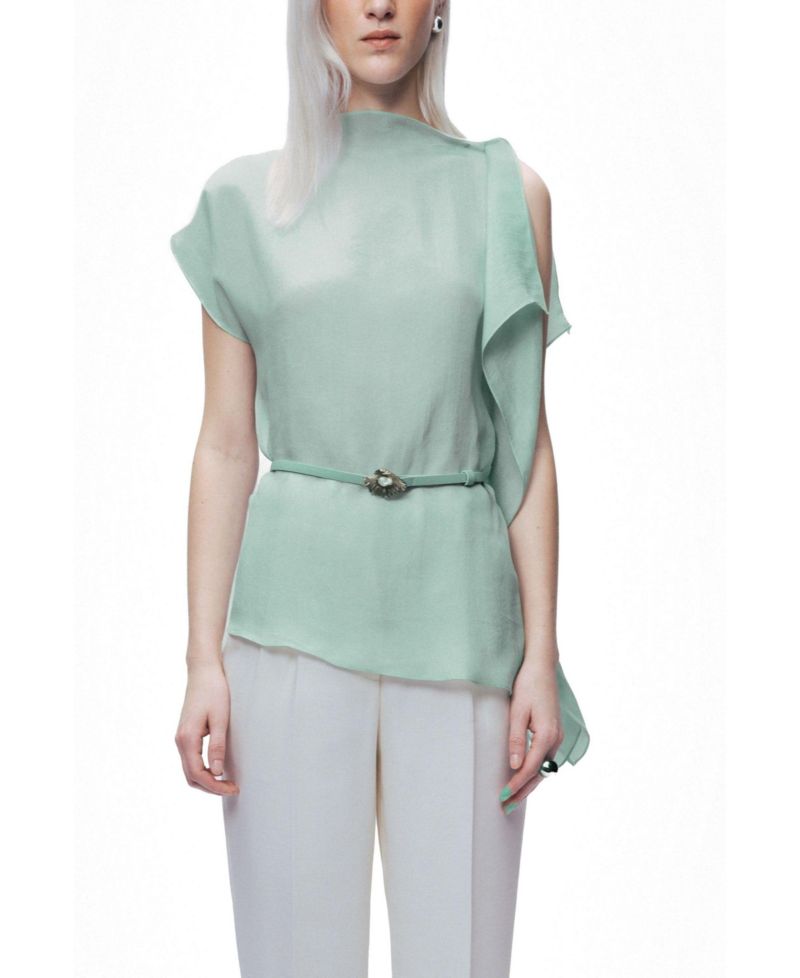 Women's Sleeveless Woven Blouse