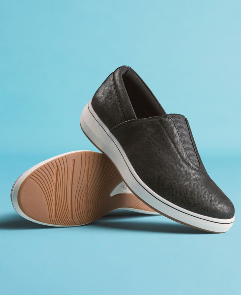Women's Cloudsteppers Breeze Sky Ria Round Toe Shoes
