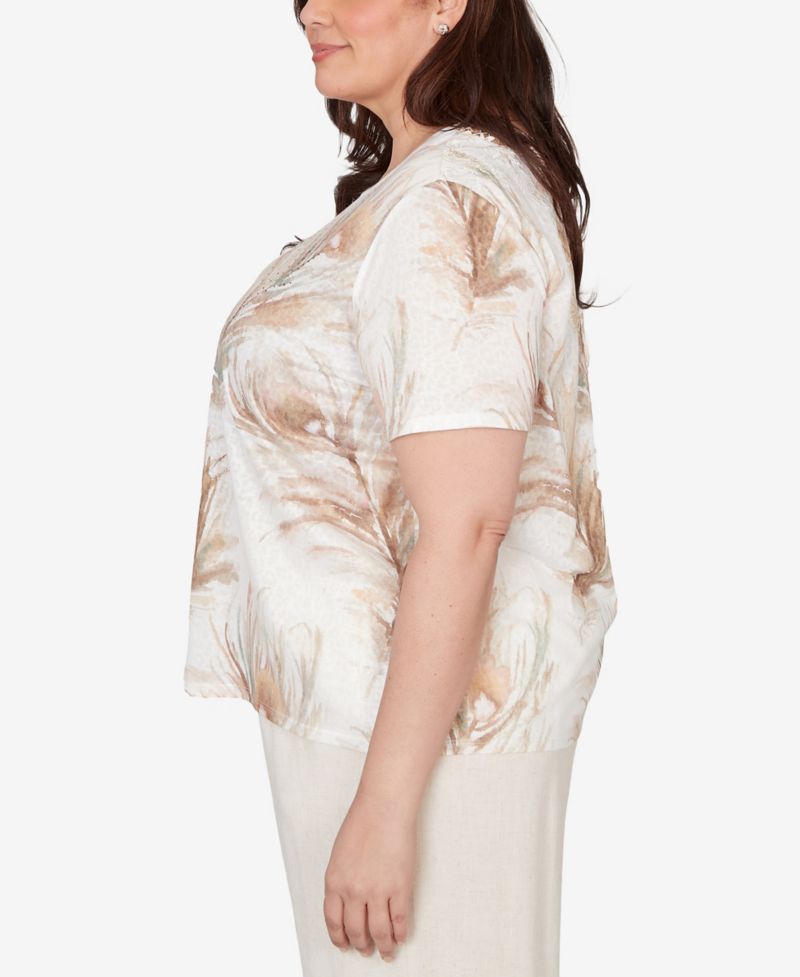 Plus Size Natural Wonder Feather Print Short-Sleeve T-Shirt