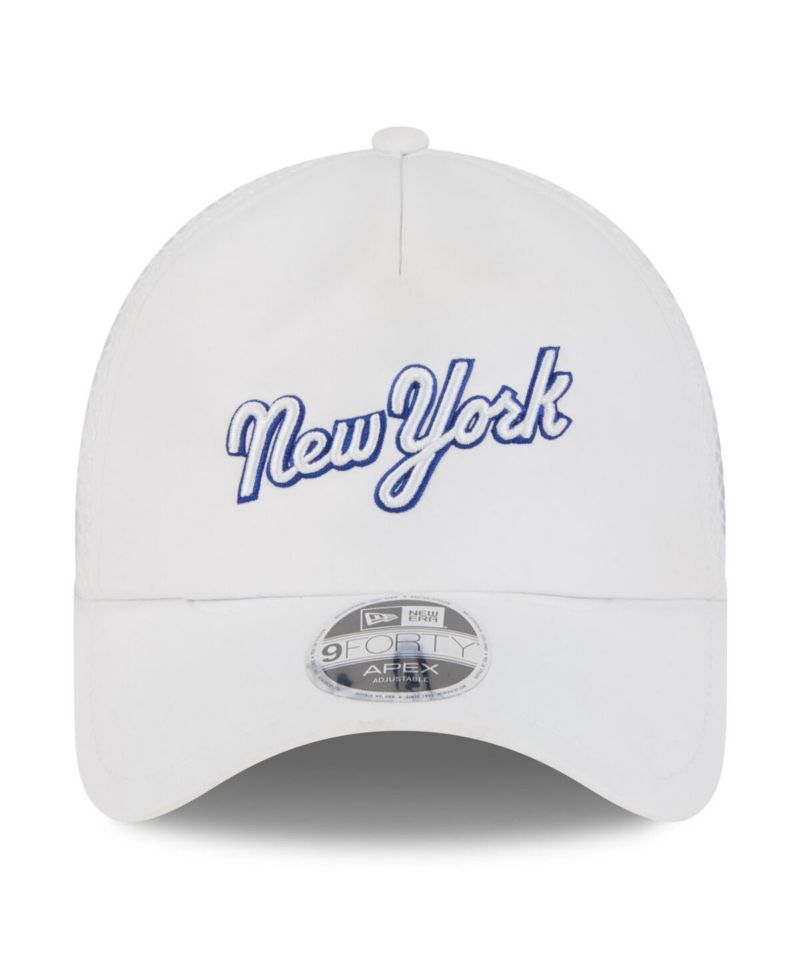Men's White New York Mets 2026 Batting Practice Apex 9FORTY Adjustable Trucker Hat