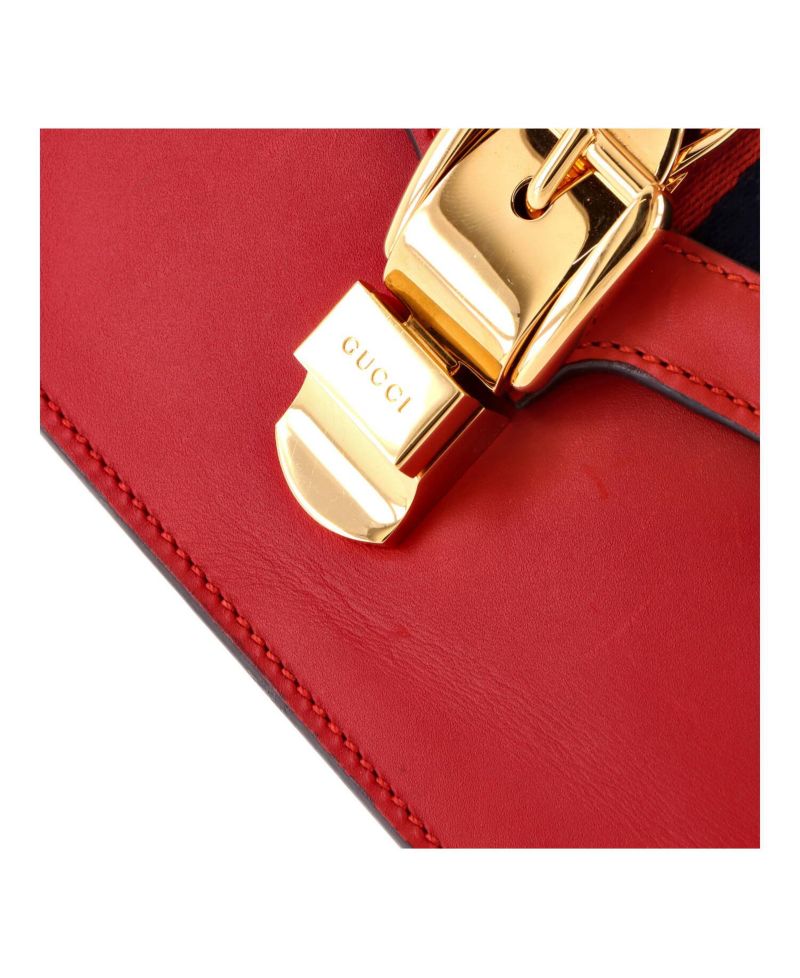 Small Sylvie Shoulder Bag Leather