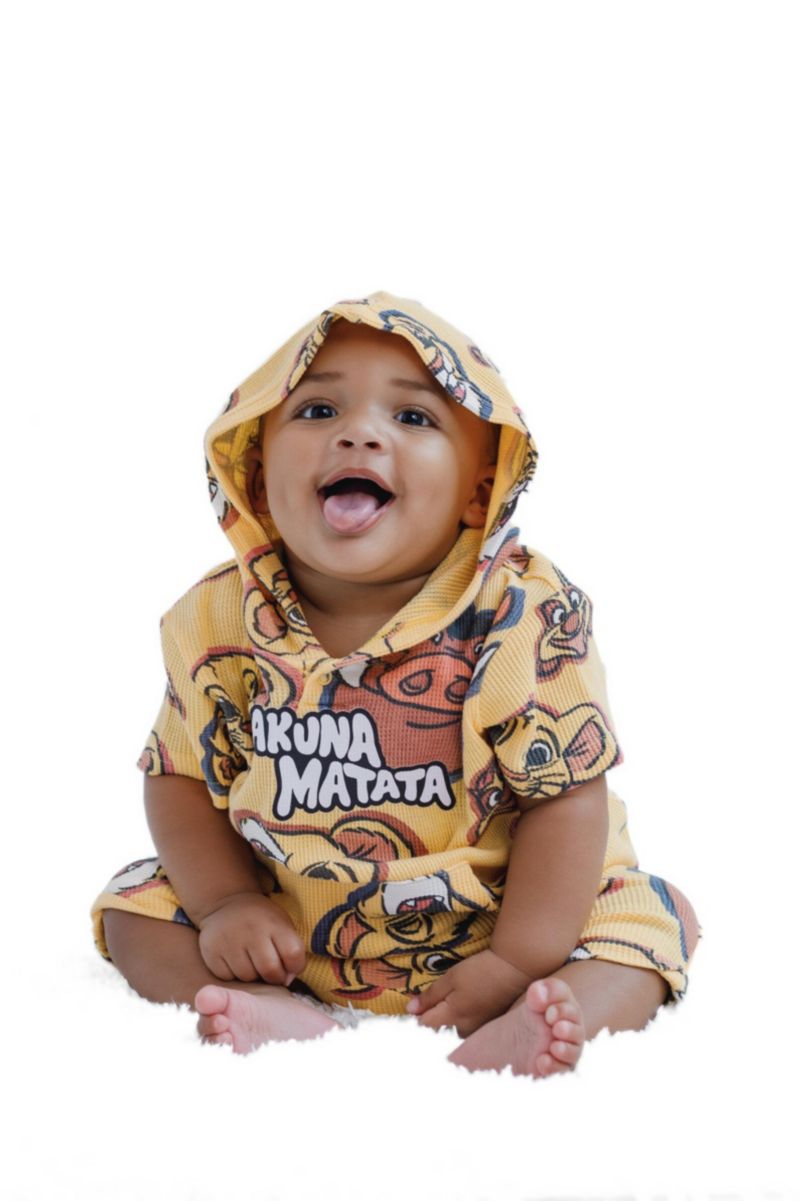 Toddler Boys Disney Lion (2T-5T) King Mickey Mouse Waffle Knit Pullover Hoodie and Shorts