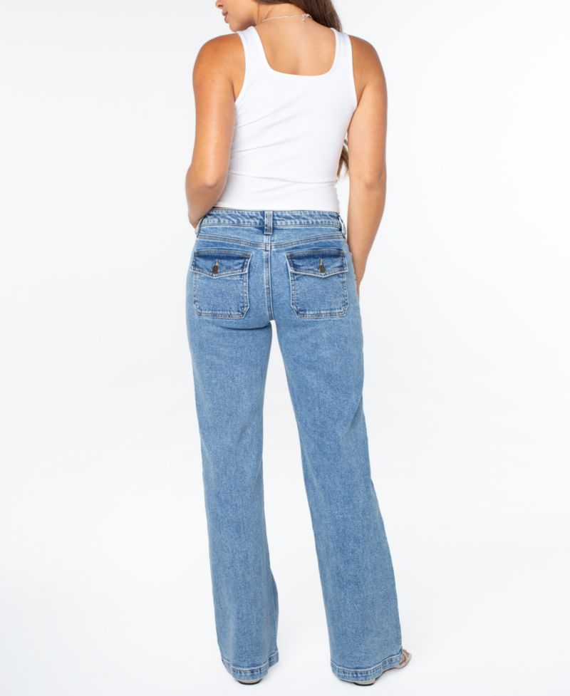 Juniors' Relaxed Low-Rise Flare Jeans