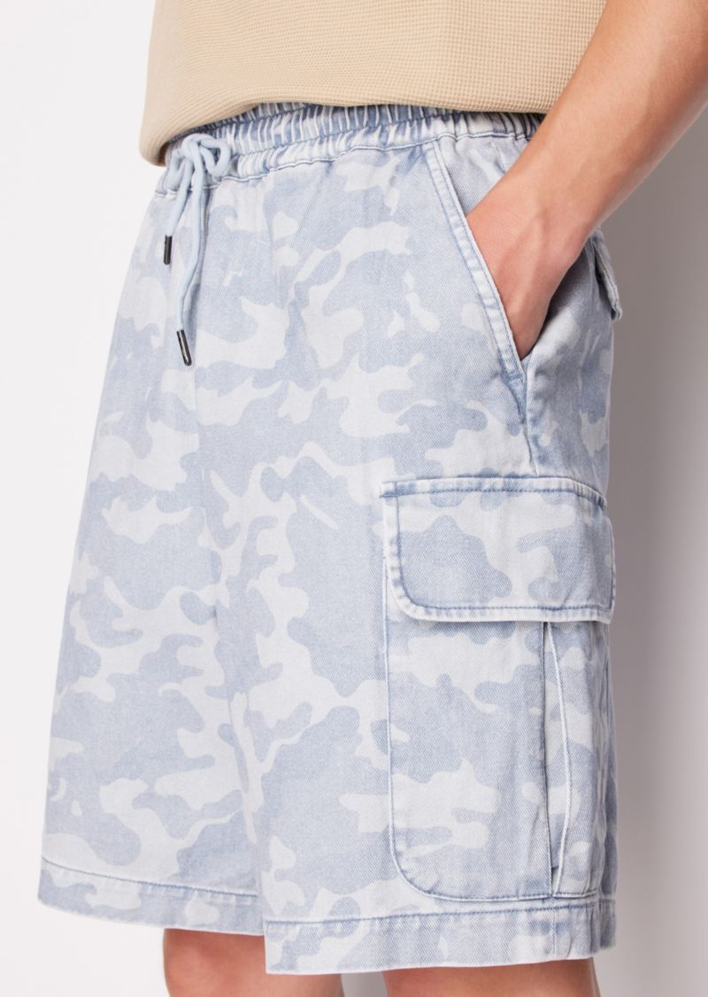 Men's Tonal Camouflage Drawstring Denim Cargo Shorts