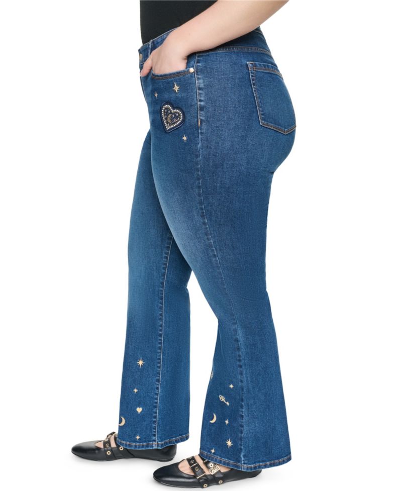 Plus Size Embroidered Motif Mid-Rise Bootcut Jeans