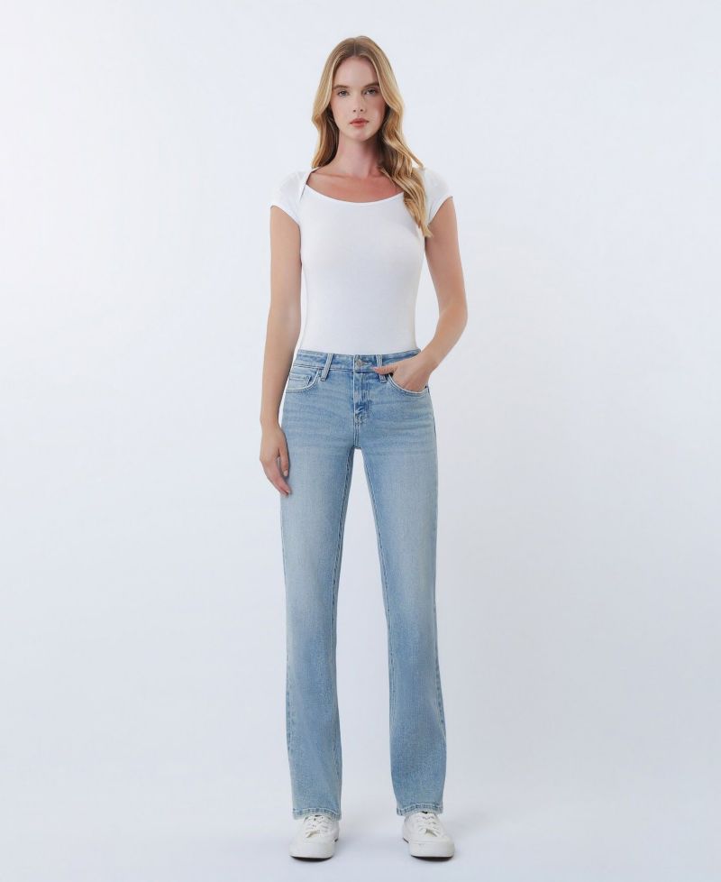 Women's Low Rise Straight Jeans With Tint