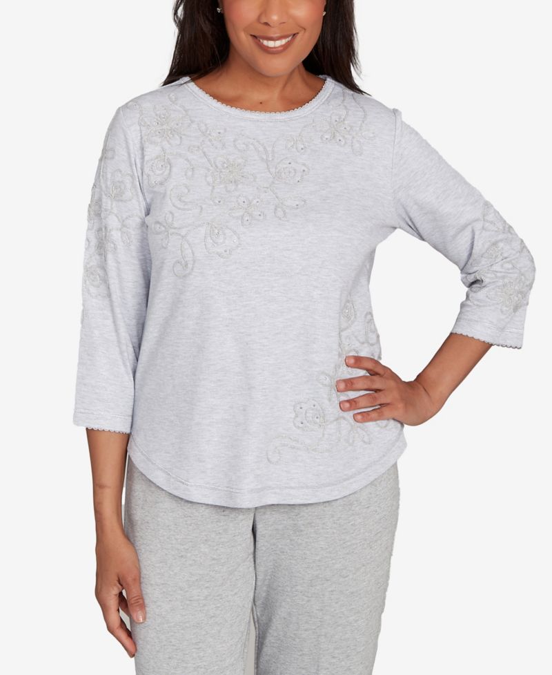 Women's Casual Vibe Asymmetrical Floral Embroidered Detail Top
