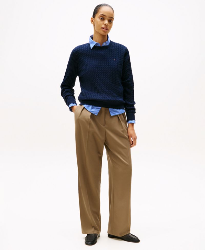 Women's Fine Gauge Cable Crewneck Sweater