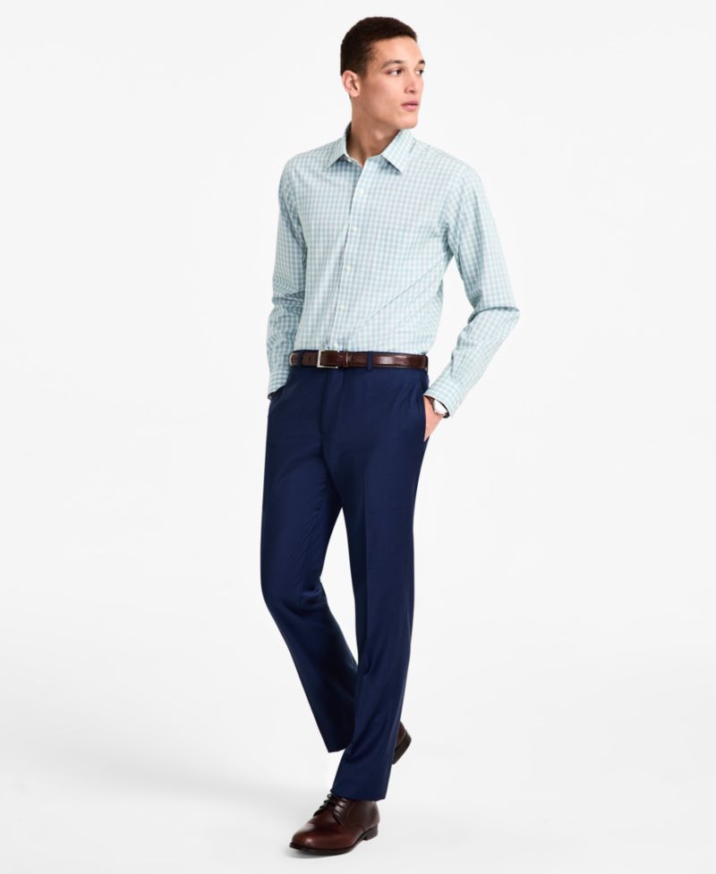 Men's Regular-Fit Non-Iron Spread Collar Check Broadcloth Dress Shirt