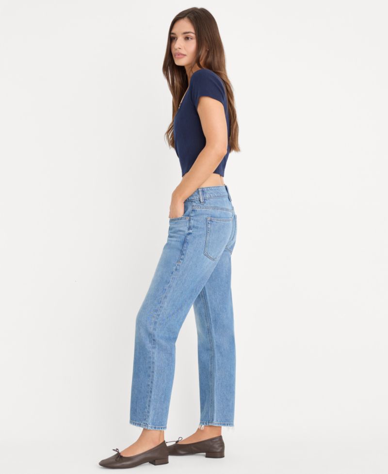 Women's Weightless Mid-Rise Boyfriend Jeans