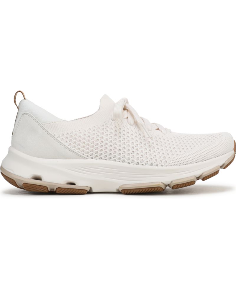 Women's Devotion Fuse Walking Shoes