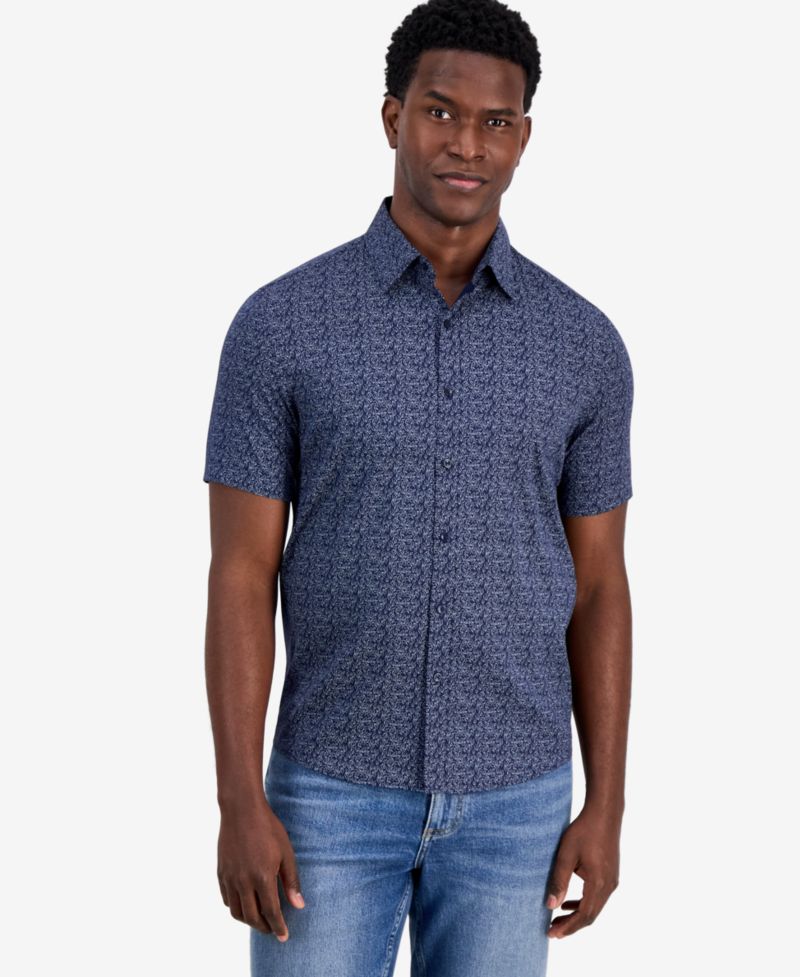 Men's Short-Sleeve Perfect Leaf Button-Up Shirt