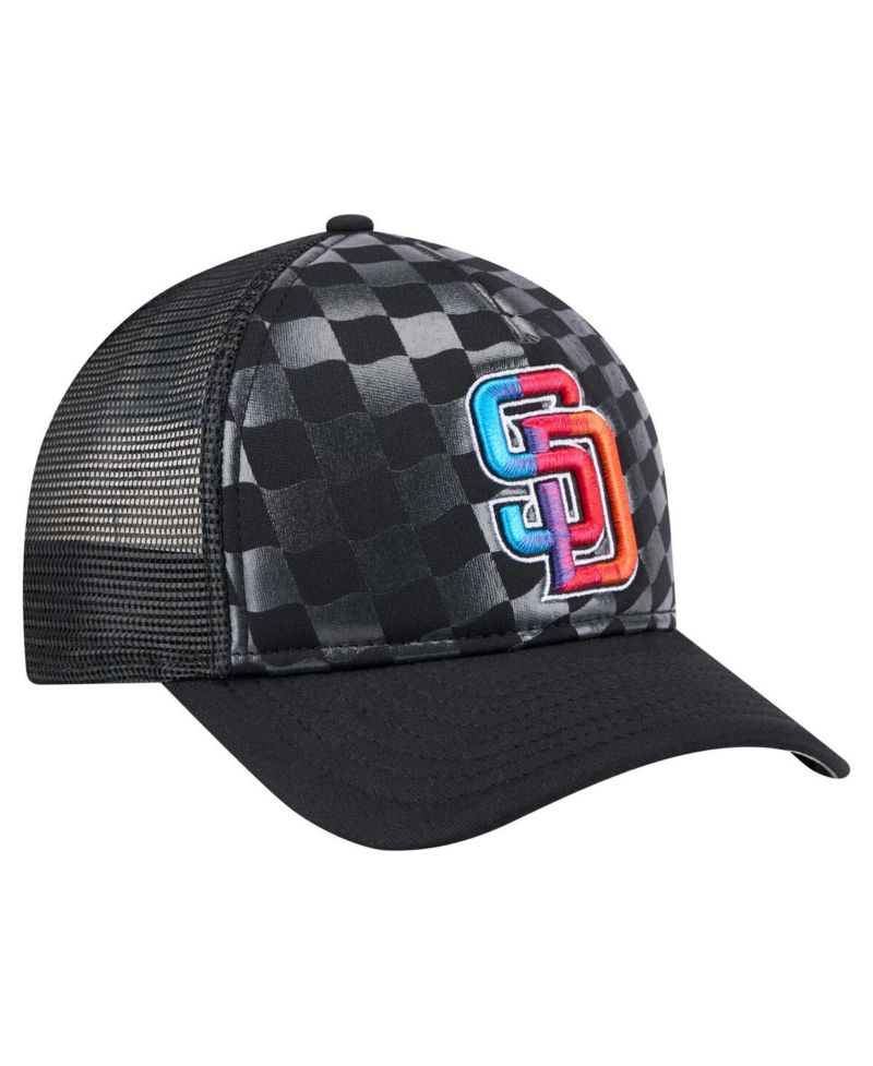Men's Black San Diego Padres Gradient 9FORTY A-Frame M-Crown Trucker Adjustable Hat