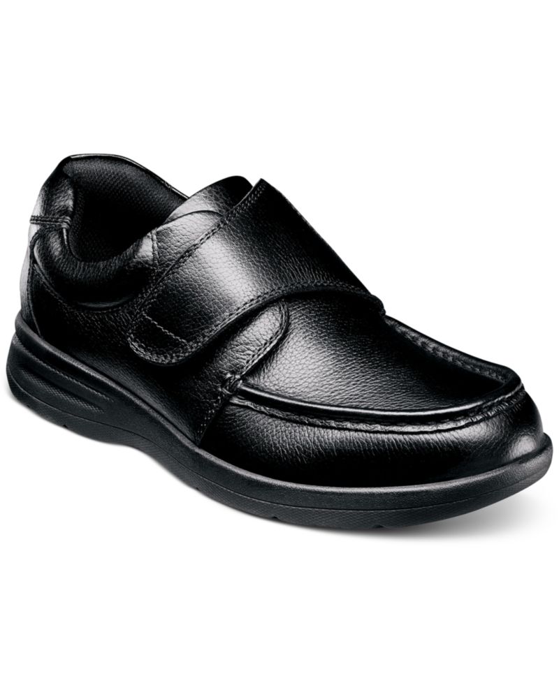 Men's Cam-Strap Moc-Toe Lightweight Loafers